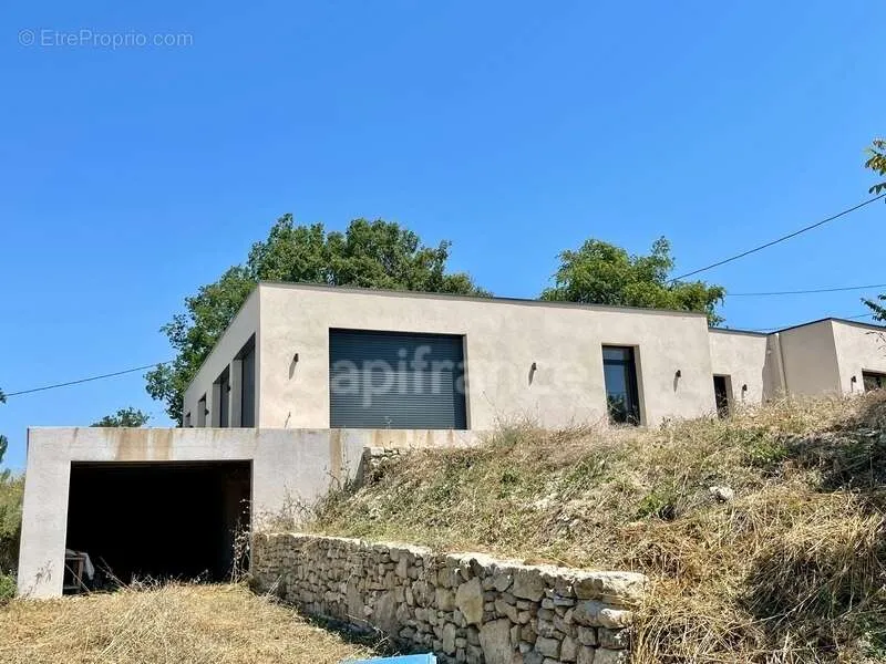 Extérieur - Villa Moderne avec Vue sur le Luberon à Vaucluse