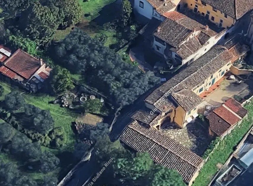 Rustic Tuscan-Style Bilocale in Florence