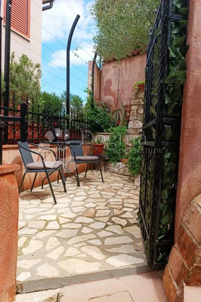 Giardino - Duplex Apartments with Sea View in Rovinj