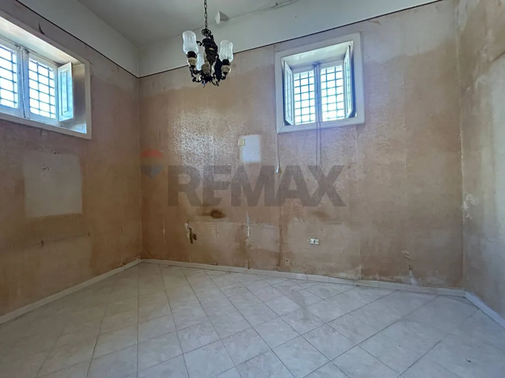 Pièces - Apartment with Balcony in Central Afragola