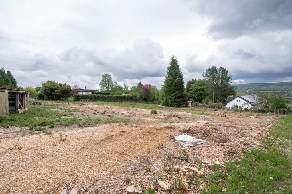 Aed - Buildable Plot with Flat Topography in Priesmont