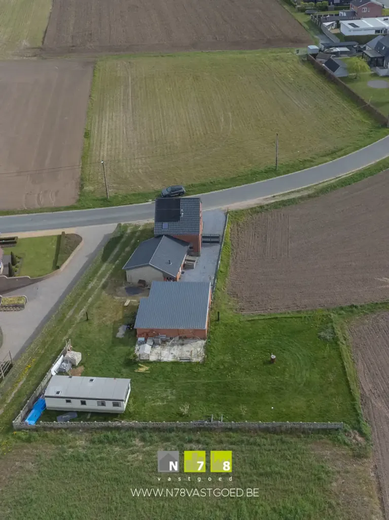 Õhuvaade - Renovated House with Garden in Bree