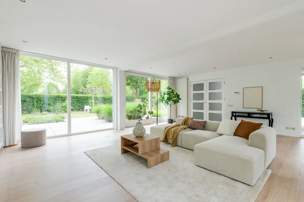 Elutuba - Villa with Polder View in Bergen