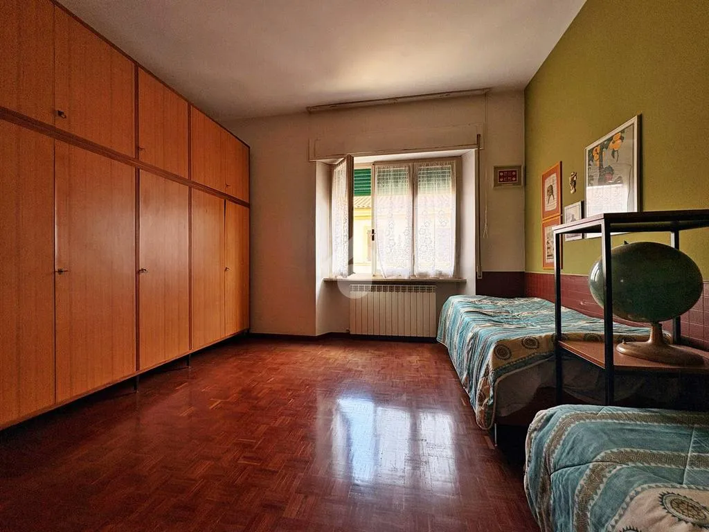 Chambres - Spacious Apartment with Balcony in Fabriano