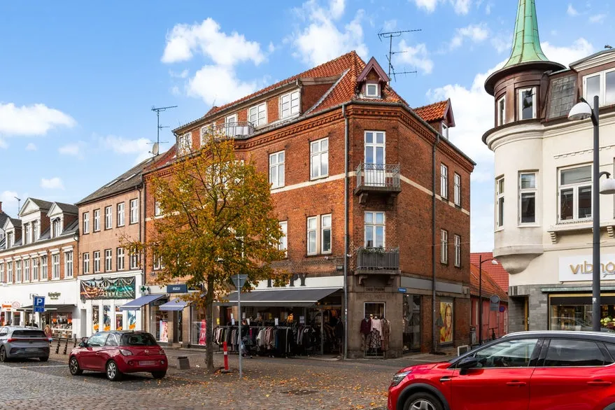 Extérieur - Investment Property with Atrium in Holbæk