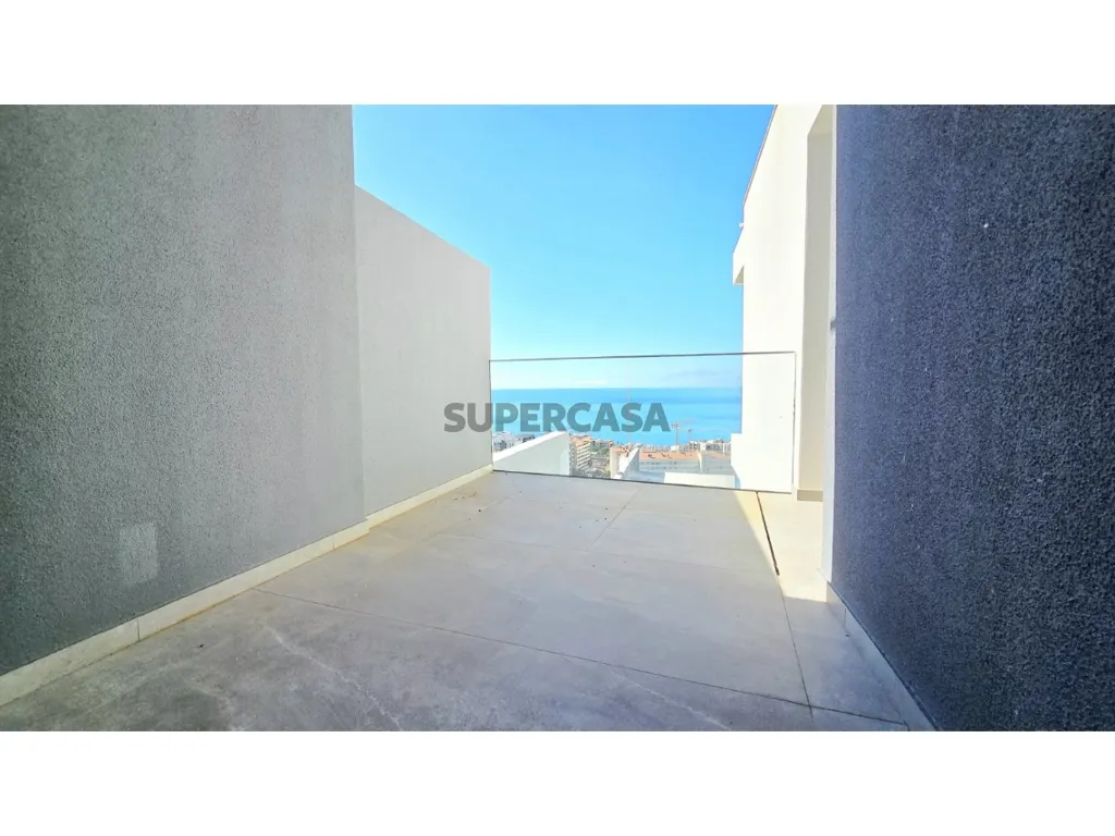 Terrasse - Contemporary House with Sea View in Ajuda