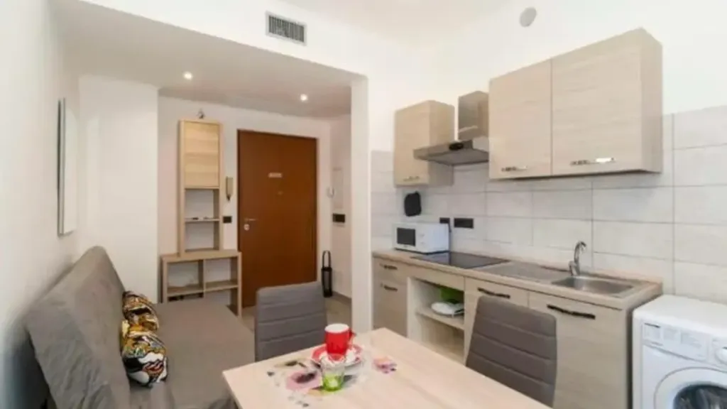Appartement 2 pièces à IT