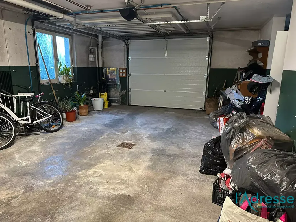 Garage - Bourgeois House with Forest View in Guebwiller
