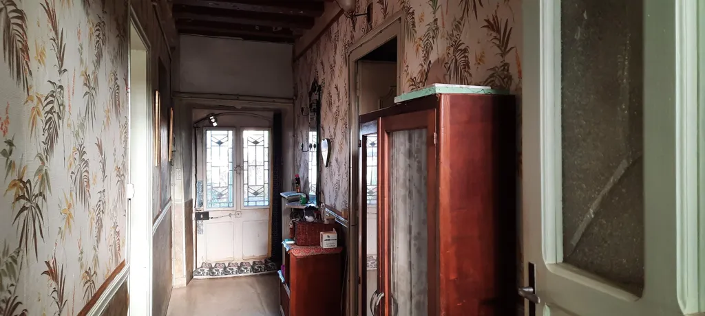 Esik - Old House with Dependencies in Morannes