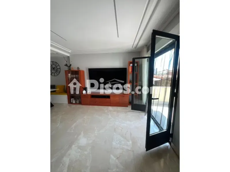 Elutuba - Semi-detached House with Pool in Villamayor