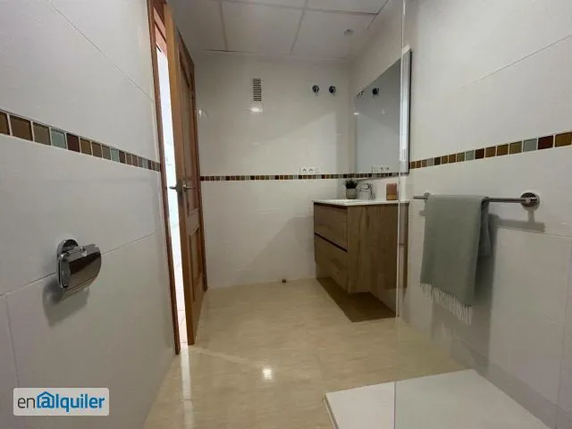Salles de bain - Modern Flat with Office Kitchen in Burriana