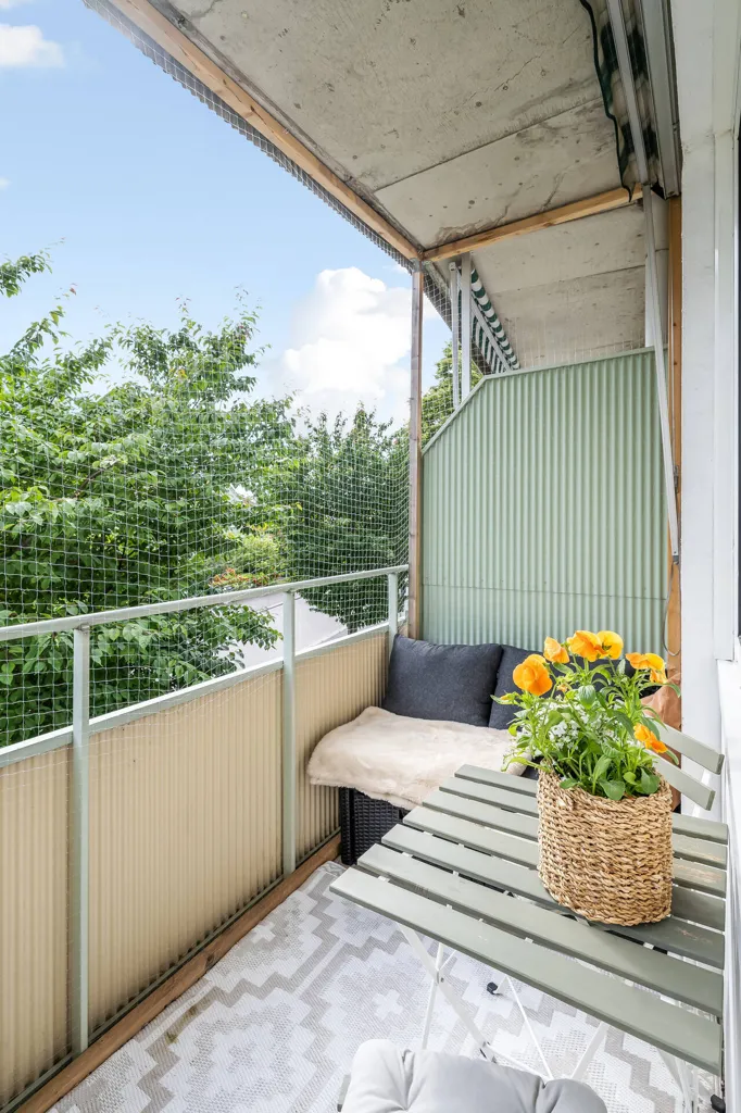 Balcon - Charming Apartment with South-West Balcony in Norrköping