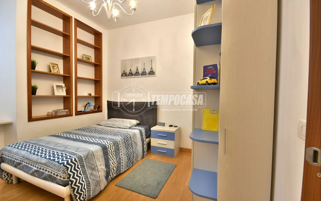 Chambres - Restored Apartment with Double Garage in Osimo