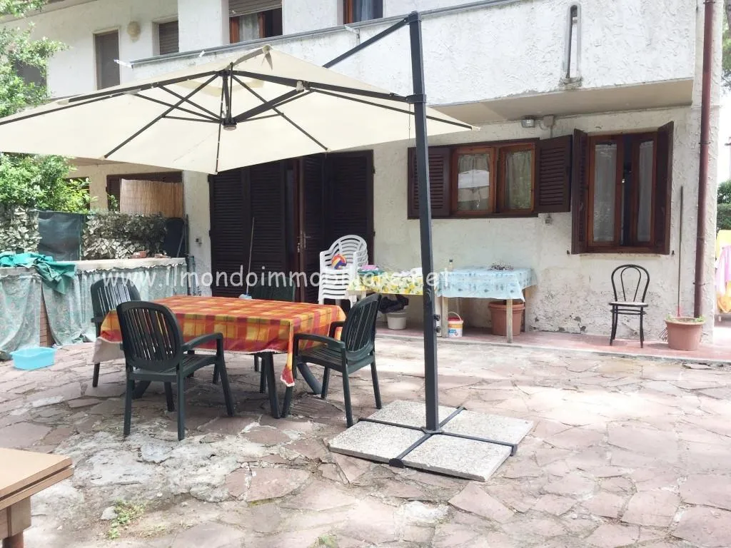 Terrass - Trilocale with Private Garden in Rosignano Marittimo