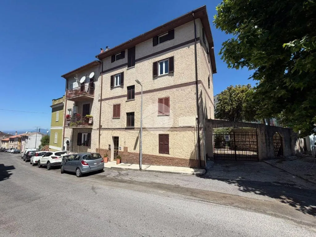 Välivaade - Rustic Apartment with Balcony in Nerola