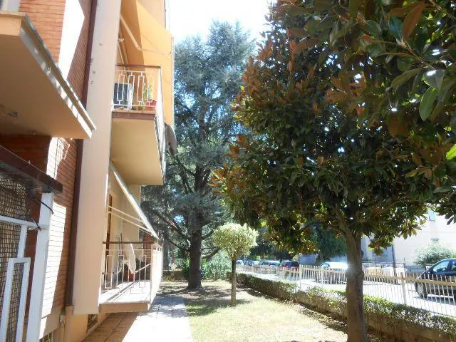 Rõdu - Apartment with Private Garage in Jesi