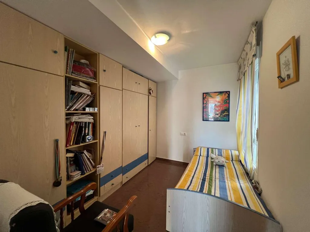 Magamistoad - South-Facing Flat with Garage in Andújar
