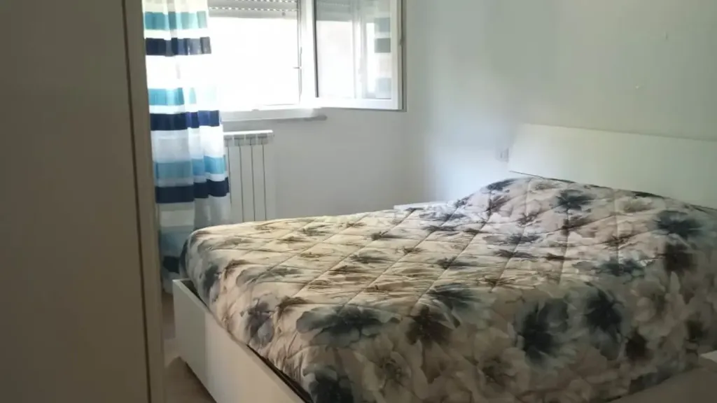 Bedrooms - Rented Apartment with Terrace in La Spezia