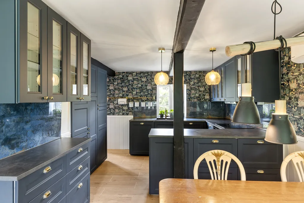 Cuisine - Renovated Villa with Garden in Auderød