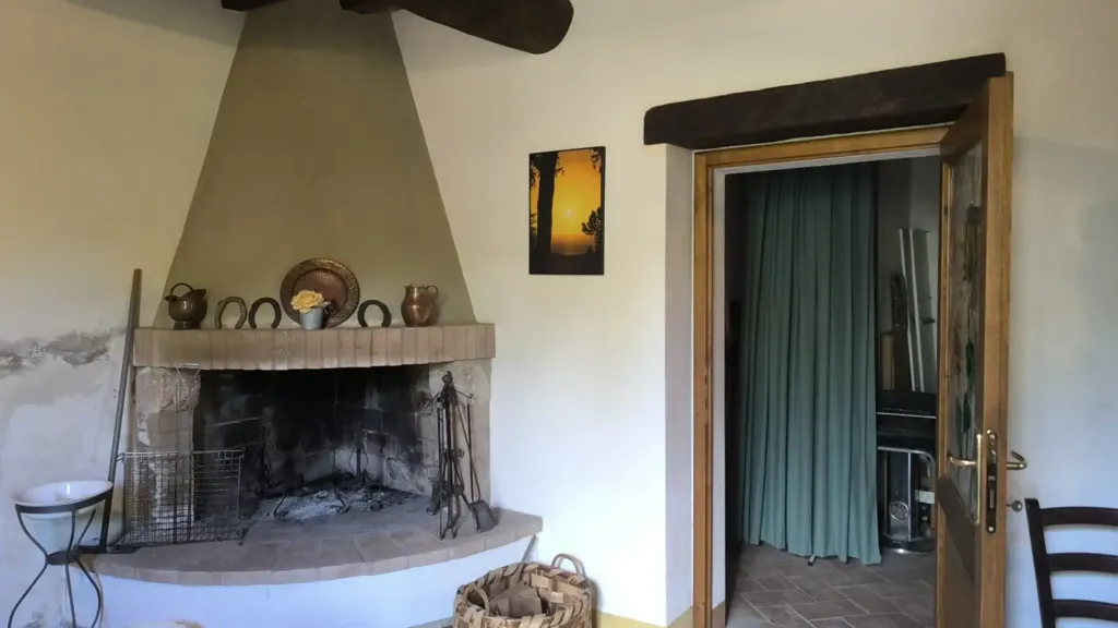 Salón - Rustic Apartment with Private Garden in Monticiano