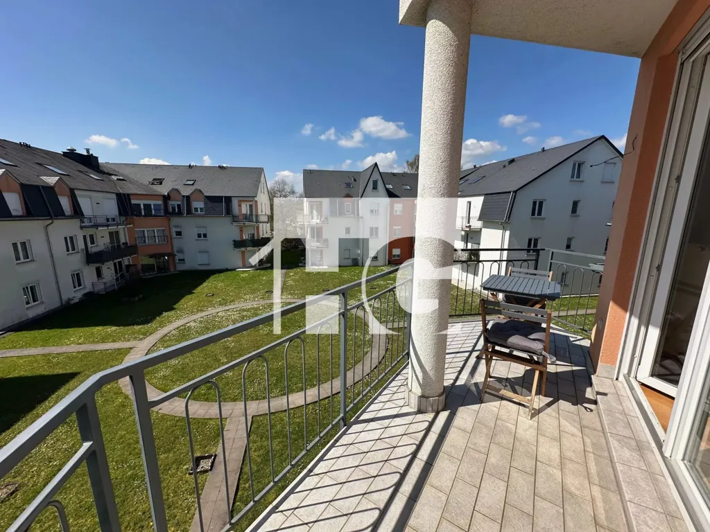 Rõdu - 2-Bedroom Apartment with Balcony in Berchem
