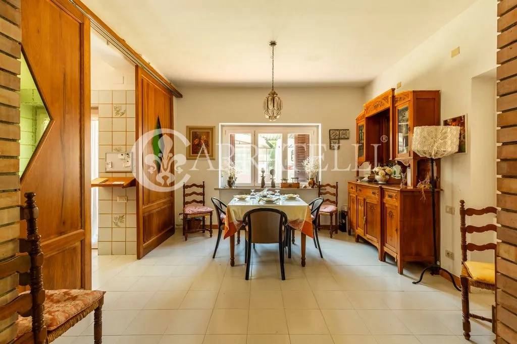 Salle à manger - Luxury Villa with Panoramic Pool near Massa Marittima