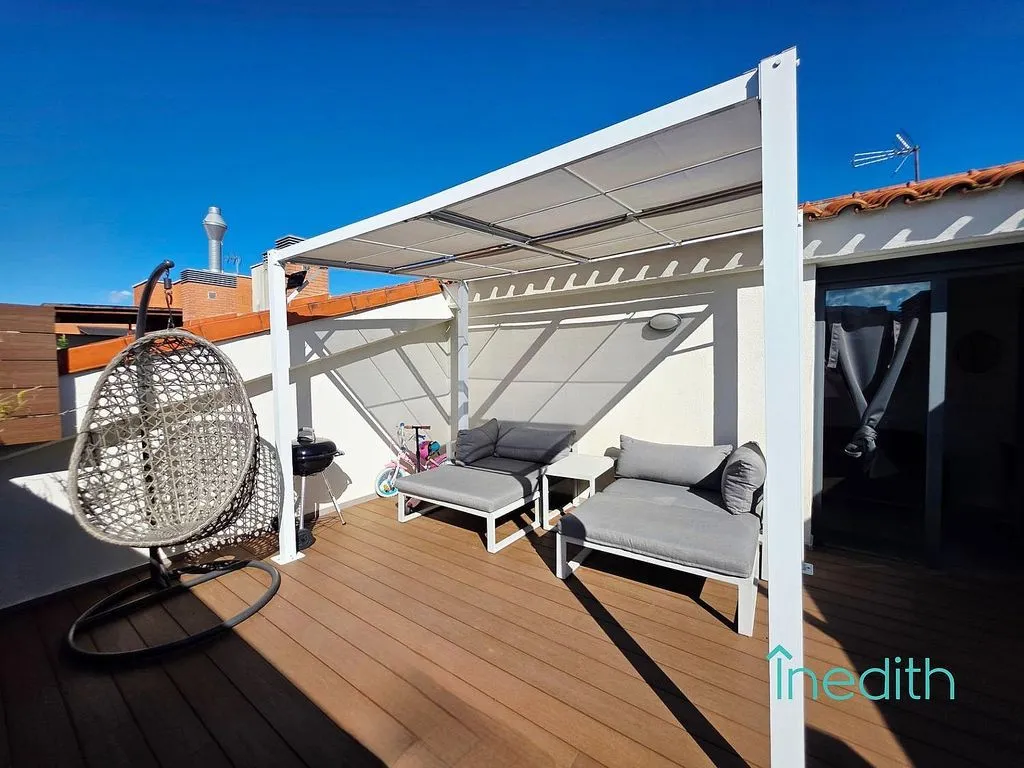 Terrasse - Duplex Apartment with Pool in Central Castelldefels