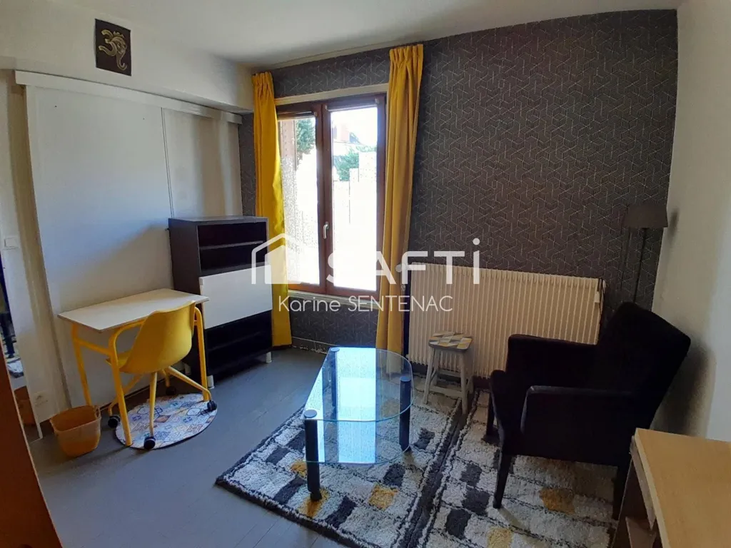 Chambres - Maison avec Jardin et Parc à Proximité à Montreuil-Bellay