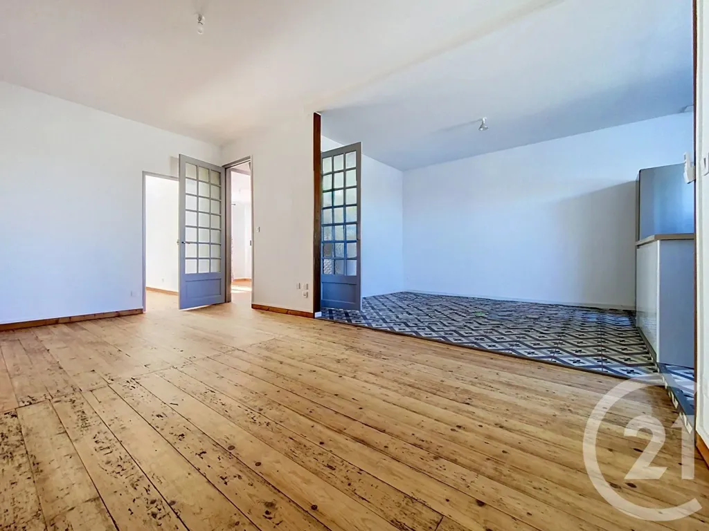 Elutuba - Fully Renovated 3-Bed Flat in Rochefort Centre