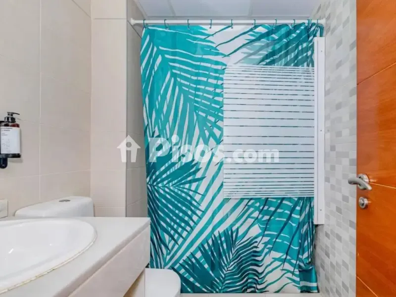 Salles de bain - Appartement 2 pièces à ES