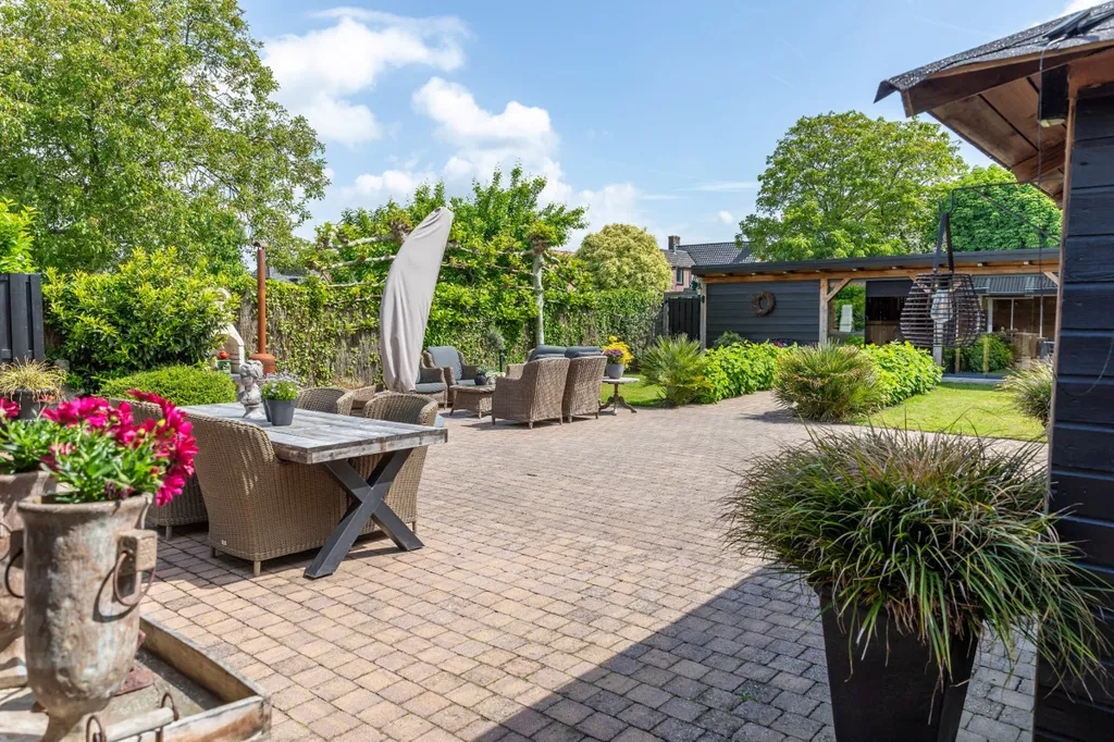Terrasse - Dual Dwelling with Office Space in Ochten