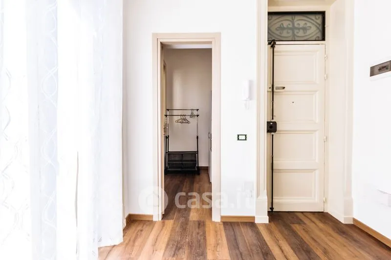 Entrée - Brightly Laid-out Flat with Balcony in Palermo