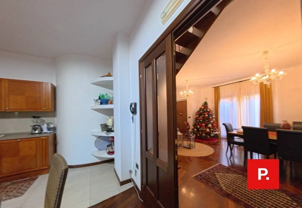 Salle à manger - Terraced Villa with Private Garden in Caserta