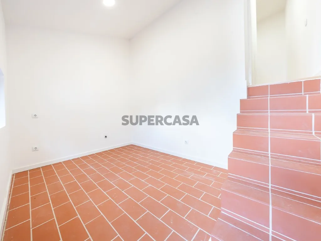 Toad - Luxury Detached House with Pool in Setúbal