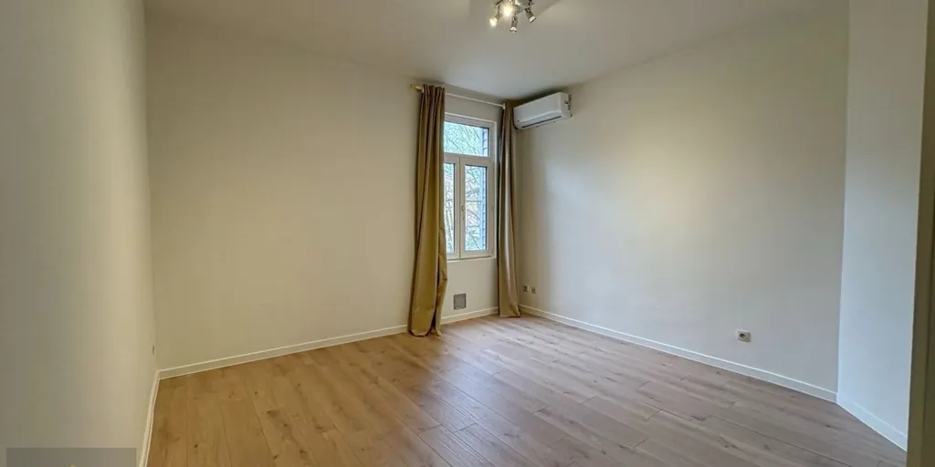 other_room