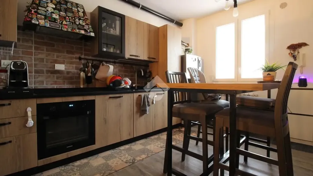 Kitchen - Terraced Apartment with Private Garden in Prato