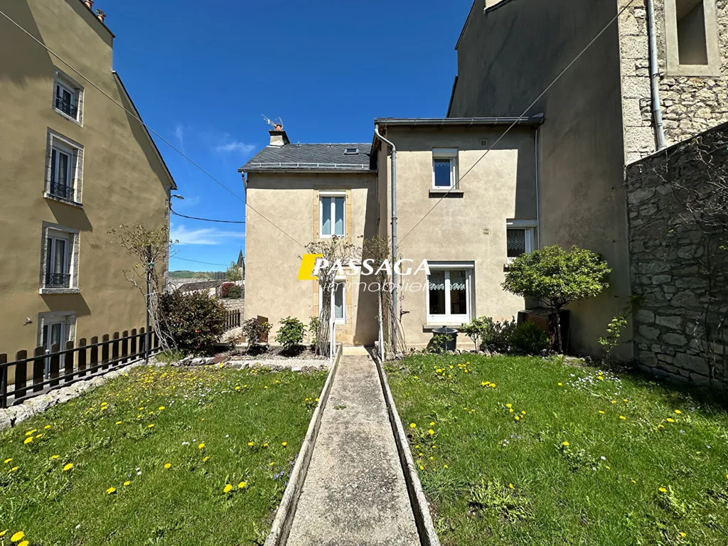 Aed - House with Garden in Severac d'Aveyron