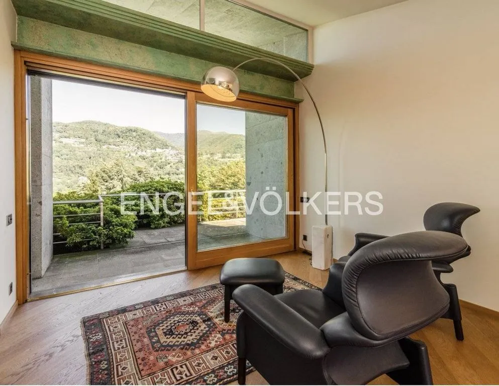 Elutuba - Luxury Villa with Pool in Lipomo, Lombardy