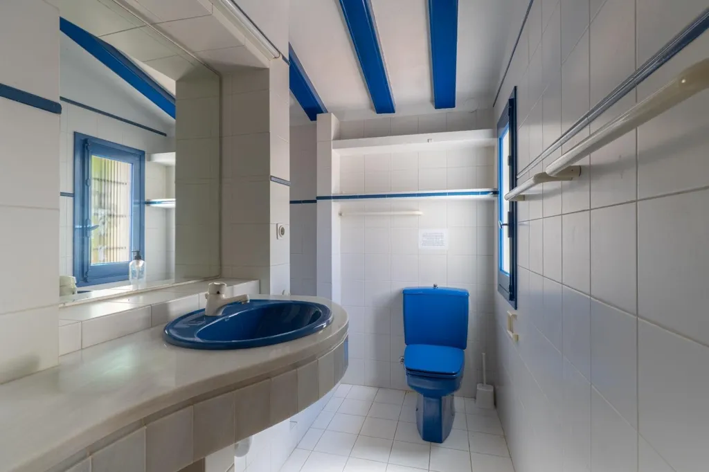 Salles de bain - Mediterranean Villa with Pool in Pla del Mar