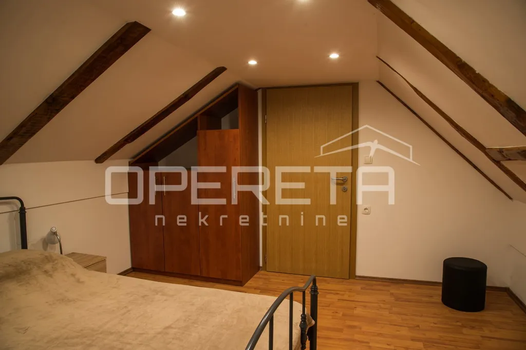 Rooms - Detached House with Forest View in Kelemen