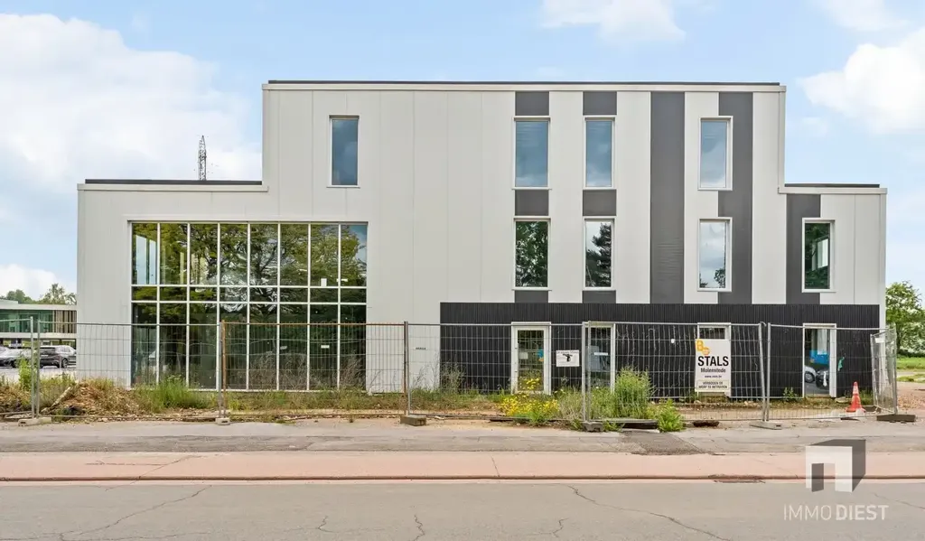 Extérieur - Nouveau Bureaux en KMO à Diest