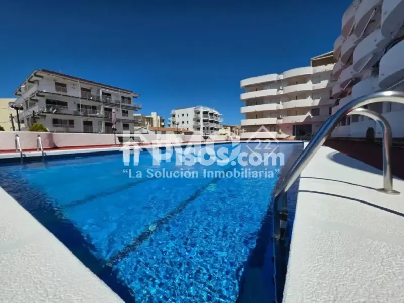 Bassein - Seafront Apartment with Pool in Cambrils