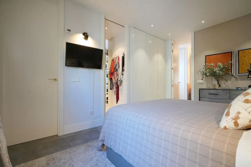 Chambres - Luxury Apartment with High Ceilings in Madrid