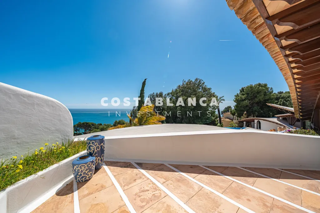 Terrasse - First Line Villa with Sea Views in Altea Hills