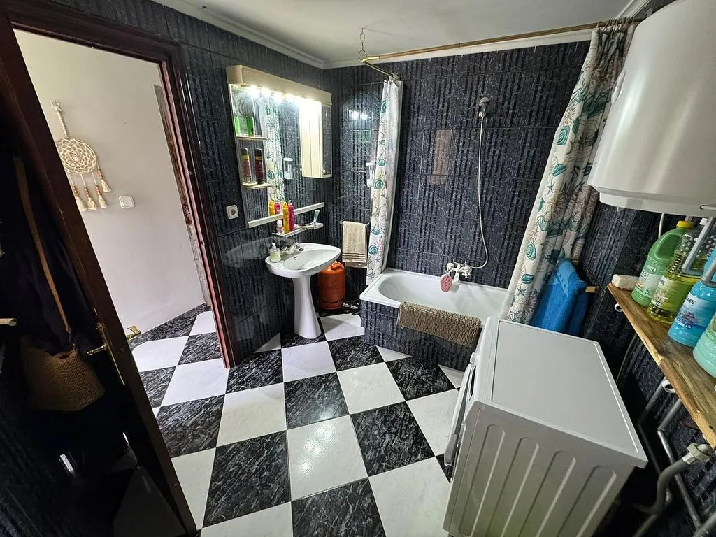 Vannitoad - 1-Bedroom Flat with Terrace in Écija
