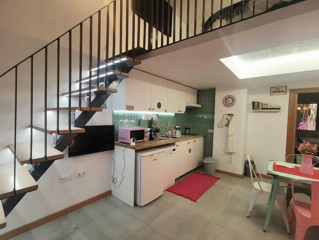 Pièces - Duplex with Terrace in Ciutat Jardí