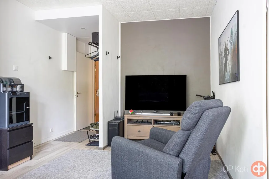 Elutuba - Bright Studio with Balcony in City Centre