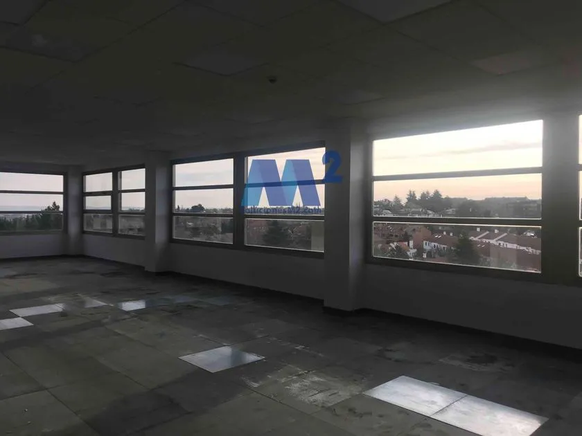 Stanze - Representative Building with Office Space in Soto de la Moraleja