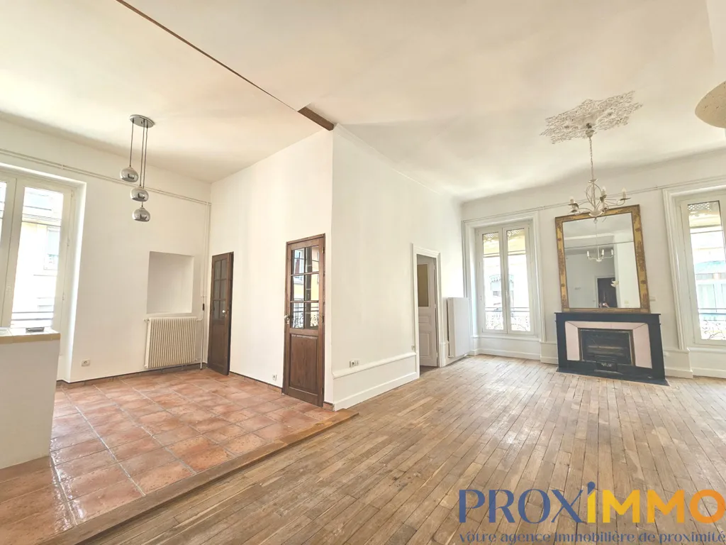 Soggiorno - Flat with Garage near Station in Nice