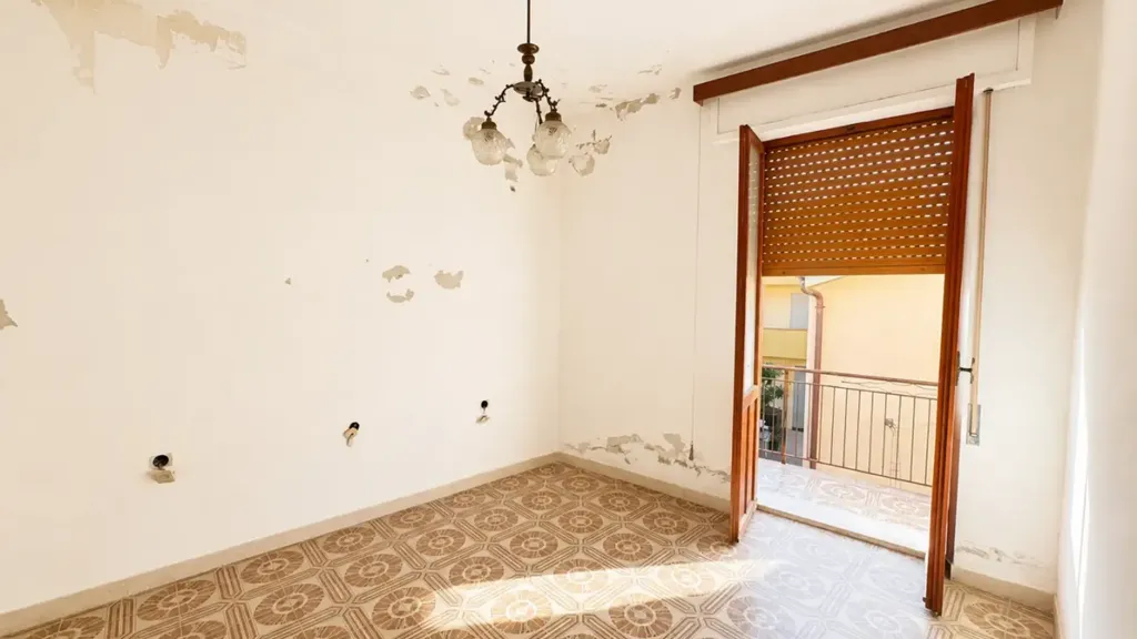 Pièces - Independent House with Panoramic Terrace in Siniscola